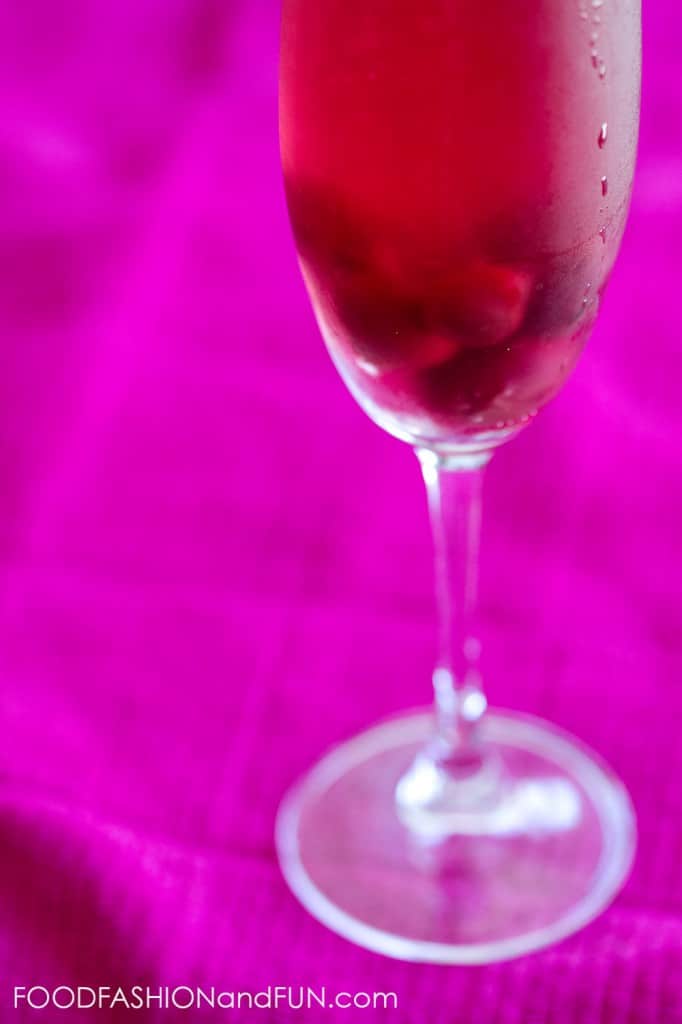 cherries, cherry, wine, lambrusco, morello cherries in syrup, cocktail, red, magenta, pink, foodfashionandfun, drink, alcohol